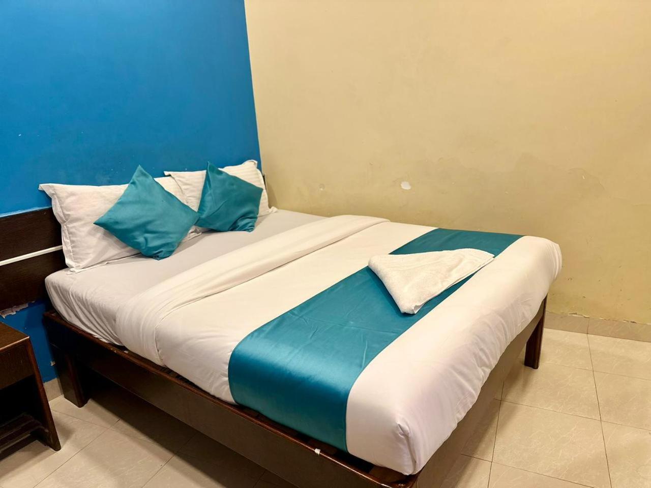 Hotel Metro Plaza Near Barc — Photos 2